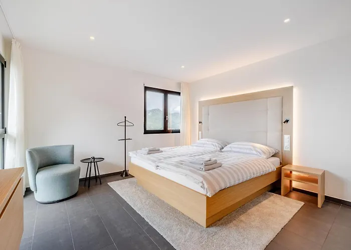 Villa Girandola With Private, Heated Pool Lugano