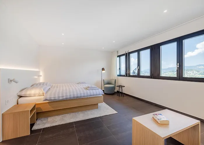 Girandola With Private, Heated Pool Lugano