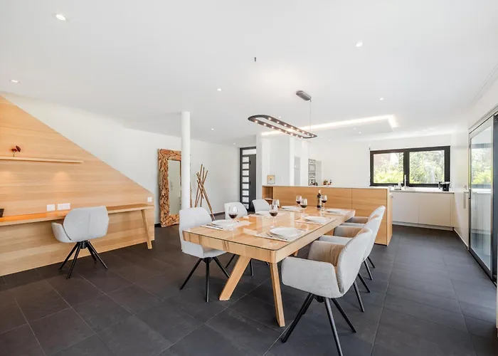 Villa Girandola With Private, Heated Pool Lugano