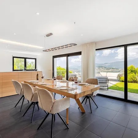 Villa Girandola With Private, Heated Pool Lugano